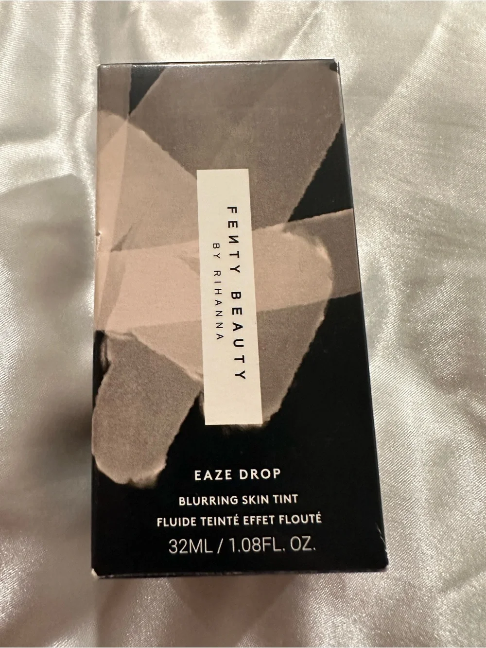 Fenty Beauty Eaze Drop Blurring Skin Tint NWT Shade 8